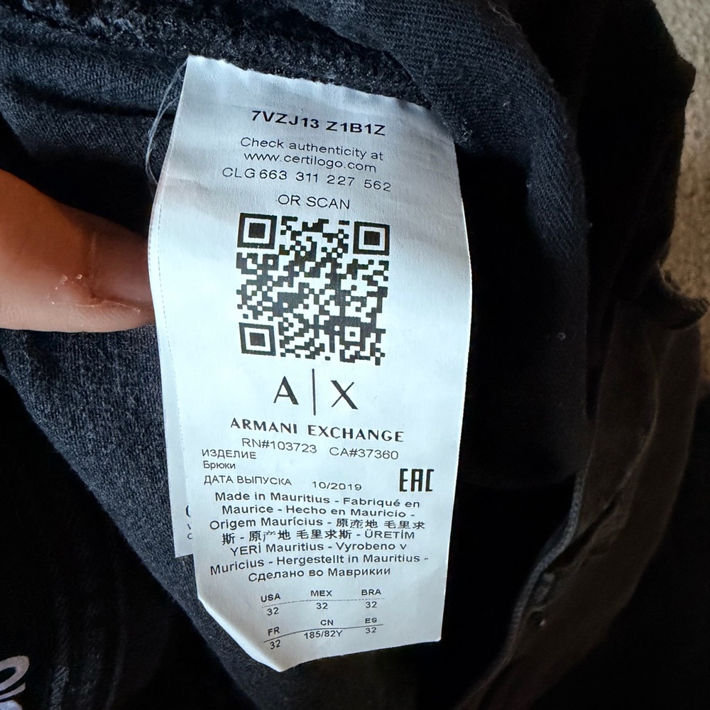 Armani Exchange Men's Skinny Jeans in Washed Black - Picture 3 of 3